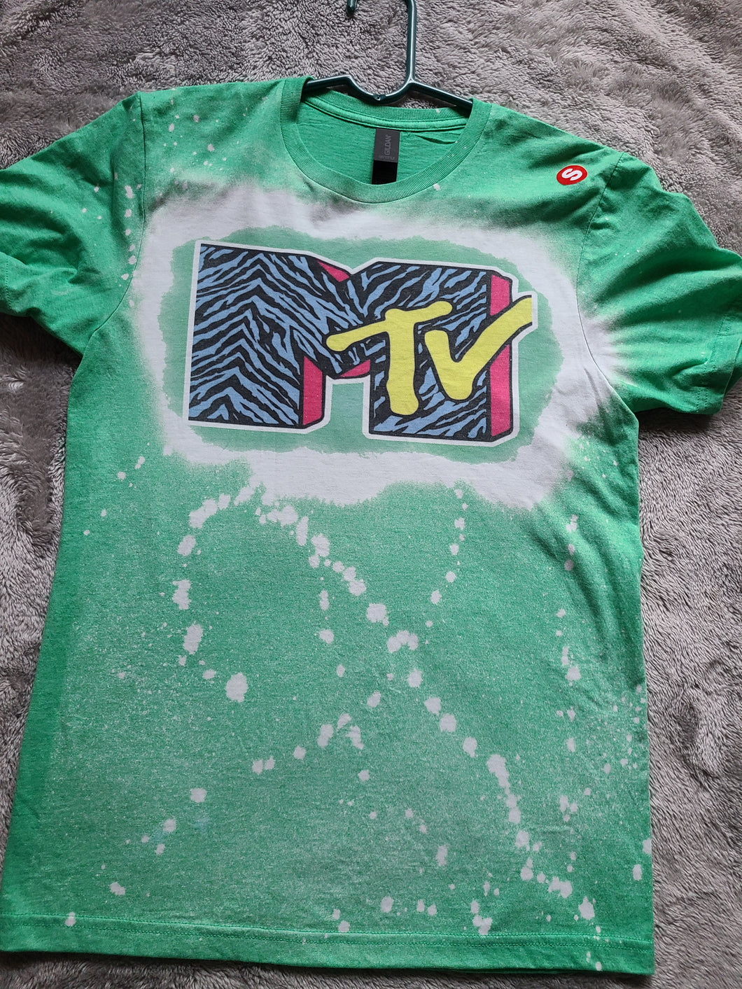 Small - mtv - shirt